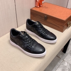 Louis Vuitton Low Shoes